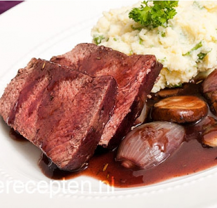 Gebakken châteaubriand met rode wijnsaus